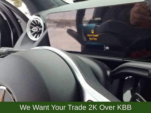 Used 2023 Mercedes-Benz GLA 250 4MATIC image 31