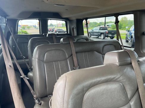 Used 2019 Chevrolet Express 3500 LS image 13