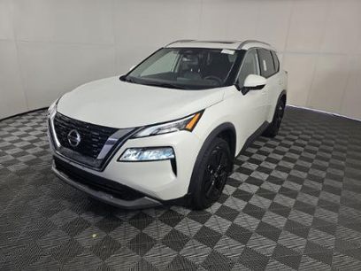 Used 2021 Nissan Rogue SV w/ Premium Package
