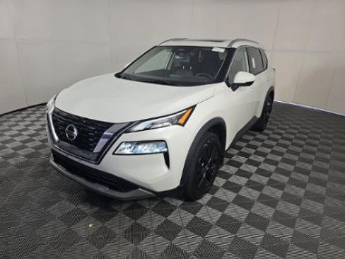Used 2021 Nissan Rogue SV w/ Premium Package AWD/4WD image 1