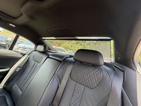 Used 2022 BMW 750i xDrive w/ M Sport Package AWD/4WD image 31