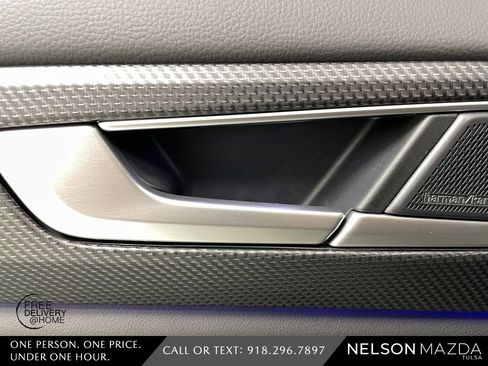 Used 2025 Volkswagen Atlas Cross Sport SEL Premium R-Line image 36