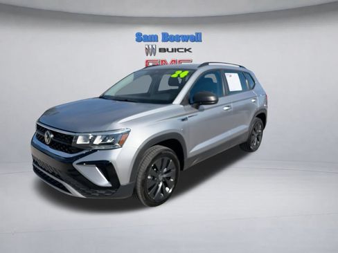 Used 2024 Volkswagen Taos S FWD image 5