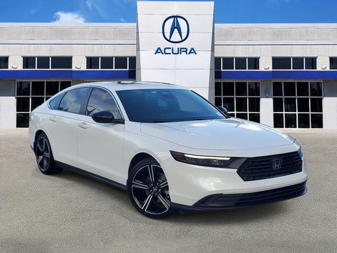 Used 2023 Honda Accord Sport image 1