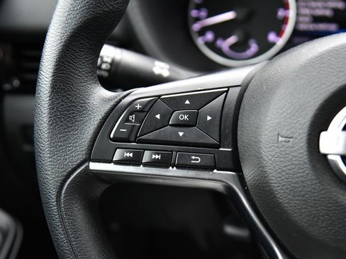 Used 2024 Nissan Sentra SV image 28