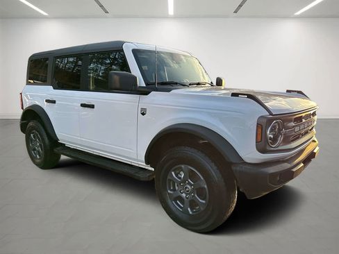 Used 2023 Ford Bronco Big Bend image 6