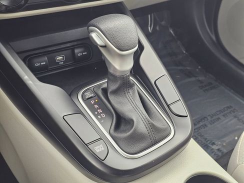 Used 2022 Kia Soul LX w/ Technology Package FWD image 17