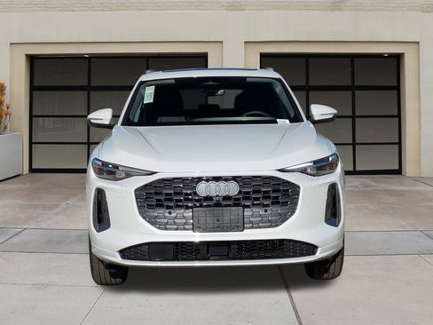 New 2025 Audi Q5 Premium Plus image 2