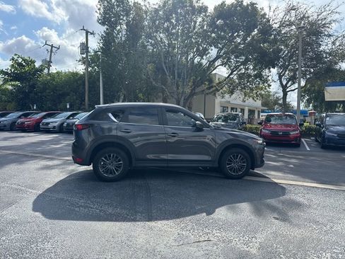 Used 2021 MAZDA CX-5 Touring w/ Touring Preferred SV Package image 5