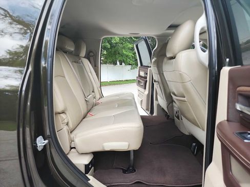 Used 2014 RAM 2500 Laramie AWD/4WD image 34