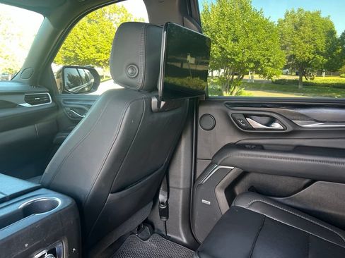 Used 2021 GMC Yukon Denali w/ Denali Ultimate Package AWD/4WD image 19