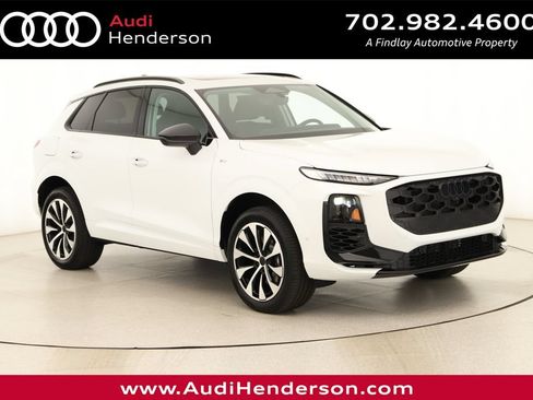 New 2026 Audi Q3 quattro 2.0T AWD/4WD image 1