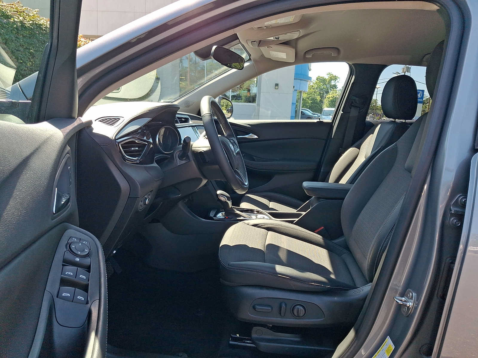 Used 2023 Buick Encore GX Select w/ Safety Package II AWD/4WD image 13