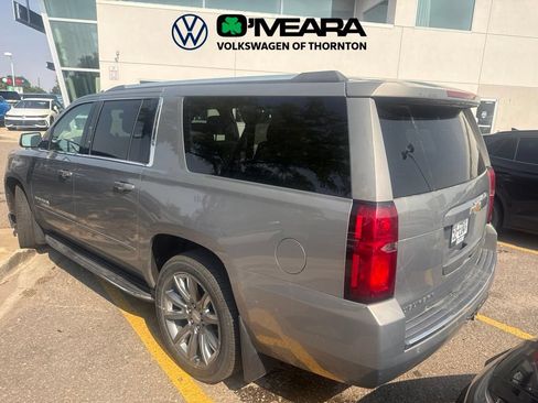 Used 2018 Chevrolet Suburban Premier AWD/4WD image 4