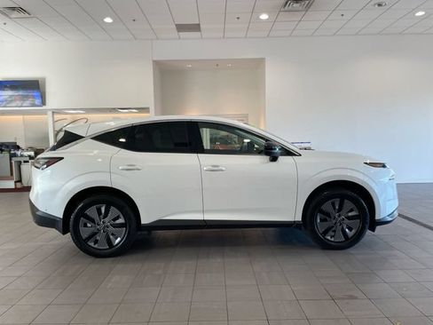 Used 2025 Nissan Murano SL AWD/4WD image 6