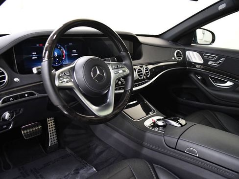 Used 2018 Mercedes-Benz S 560 4MATIC Sedan image 13