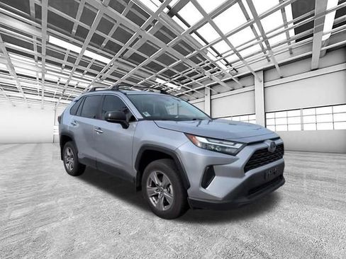 Used 2024 Toyota RAV4 LE AWD/4WD image 1
