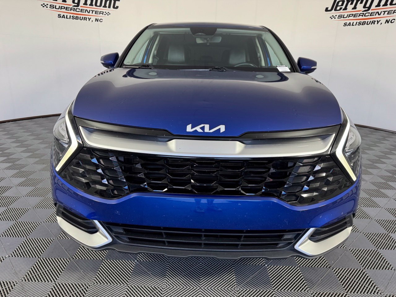 Used 2023 Kia Sportage EX FWD image 4