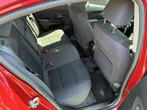Used 2014 Chevrolet Cruze LT FWD image 16