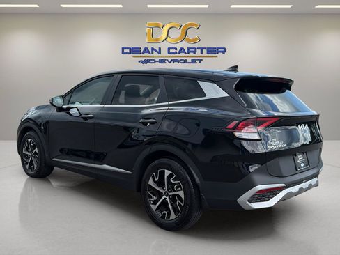 Used 2025 Kia Sportage EX FWD image 3