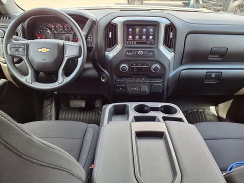 Used 2025 Chevrolet Silverado 1500 W/T w/ WT Value Package image 17