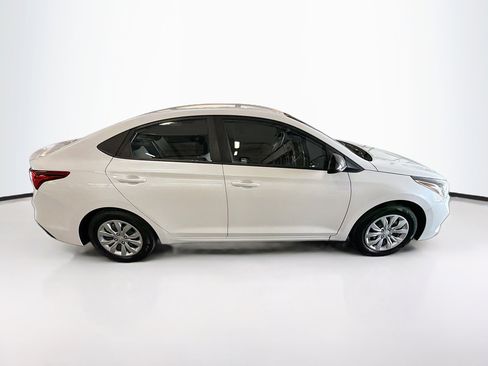Used 2018 Hyundai Accent SE FWD image 10