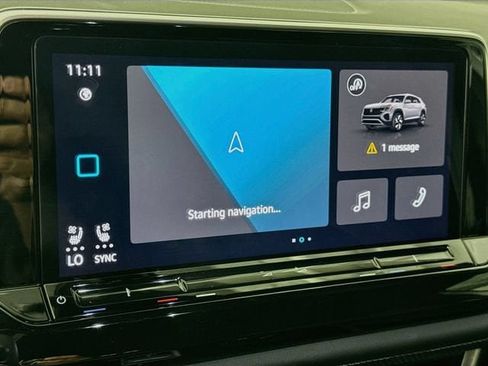 Used 2026 Volkswagen Atlas Cross Sport SE FWD image 15
