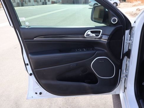 Used 2016 Jeep Grand Cherokee High Altitude image 23