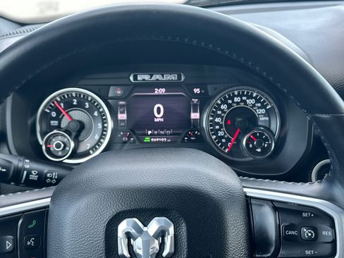 Used 2021 RAM 1500 Big Horn AWD/4WD image 19