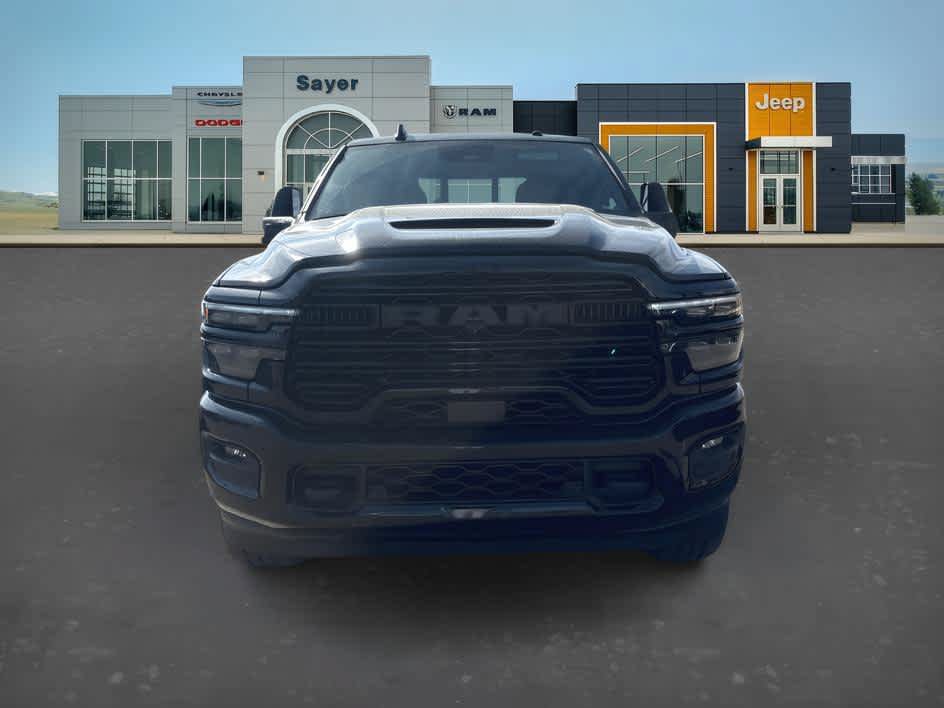 Used 2023 RAM 2500 Limited AWD/4WD image 2