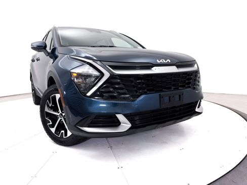 Used 2023 Kia Sportage EX AWD/4WD image 6