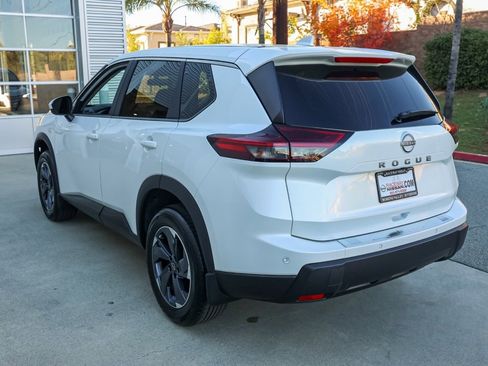 New 2026 Nissan Rogue SV image 6