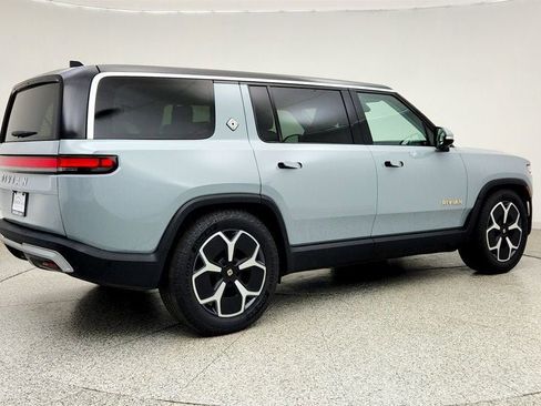 Used 2024 Rivian R1S Adventure AWD/4WD image 5