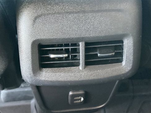 Used 2022 GMC Terrain SLE w/ LPO, Floor Liner Package image 18