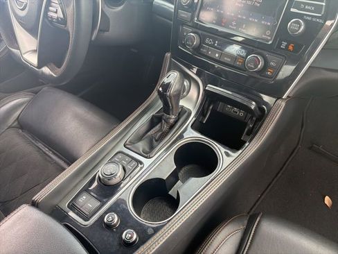 Used 2023 Nissan Maxima SR w/ Sport Mat Group image 13