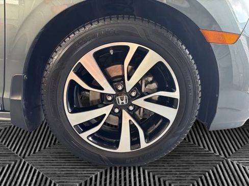 Used 2018 Honda Odyssey Elite image 32