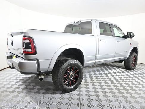 Used 2022 RAM 2500 Laramie w/ Night Edition AWD/4WD image 7