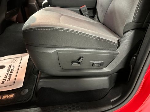 Used 2024 RAM 2500 Big Horn w/ Bed Utility Group image 13