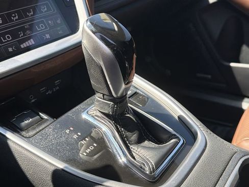 Used 2021 Subaru Outback Touring XT AWD/4WD image 20