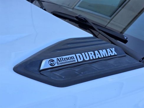 Used 2023 Chevrolet Silverado 2500 Custom w/ Custom Value Package image 26