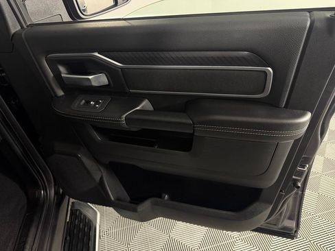 Certified 2025 RAM 2500 Big Horn AWD/4WD image 33