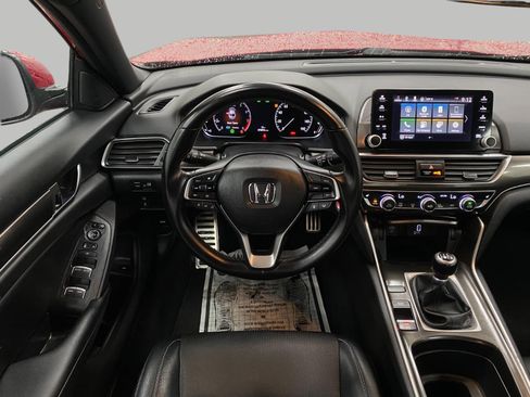 Used 2018 Honda Accord Sport image 13