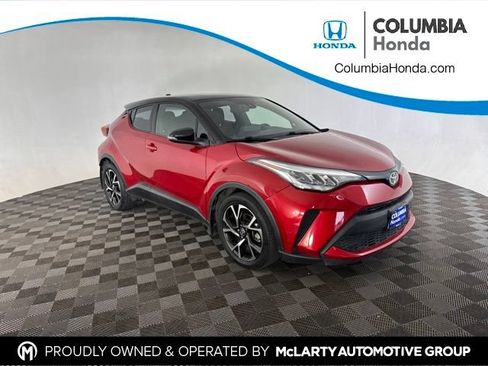 Used 2020 Toyota C-HR XLE FWD image 1