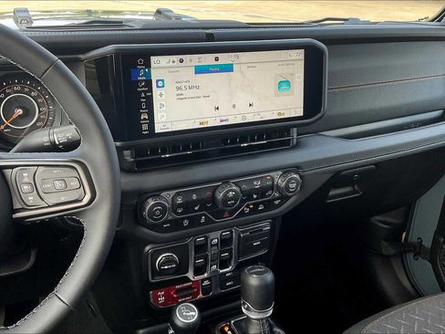 New 2025 Jeep Gladiator Mojave w/ Safety Group image 6