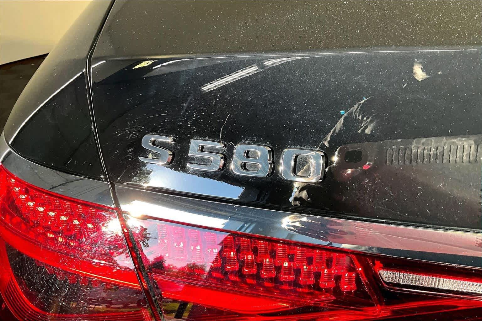 Certified 2023 Mercedes-Benz S 580 4MATIC Sedan image 33
