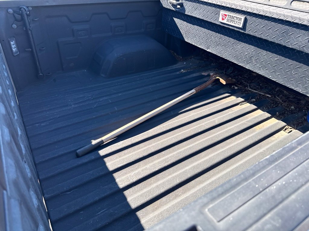 Used 2021 GMC Sierra 1500 AT4 AWD/4WD image 5