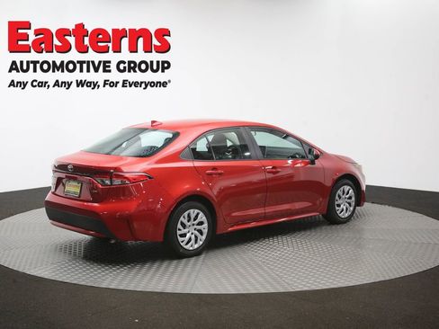 Used 2020 Toyota Corolla LE FWD image 40