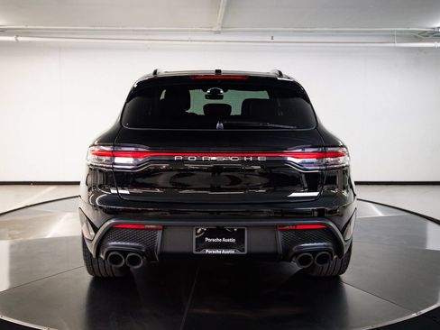 Certified 2026 Porsche Macan AWD/4WD image 6