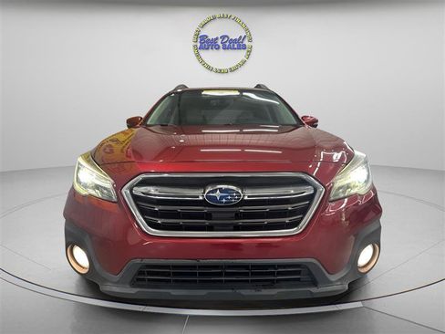 Used 2018 Subaru Outback 3.6R Limited AWD/4WD image 8