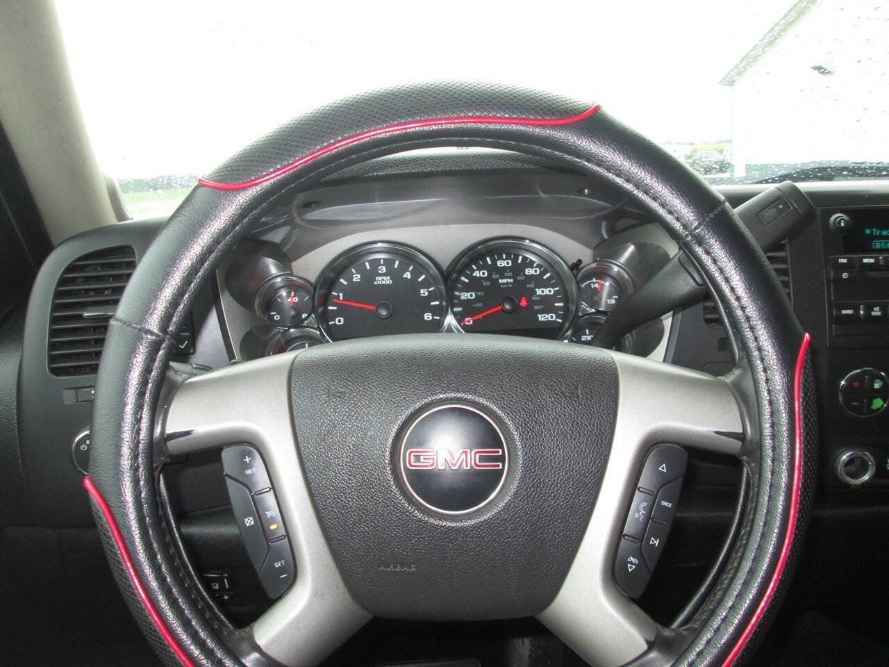 Used 2012 GMC Sierra 2500 SLE w/ SLE Preferred Package AWD/4WD image 18